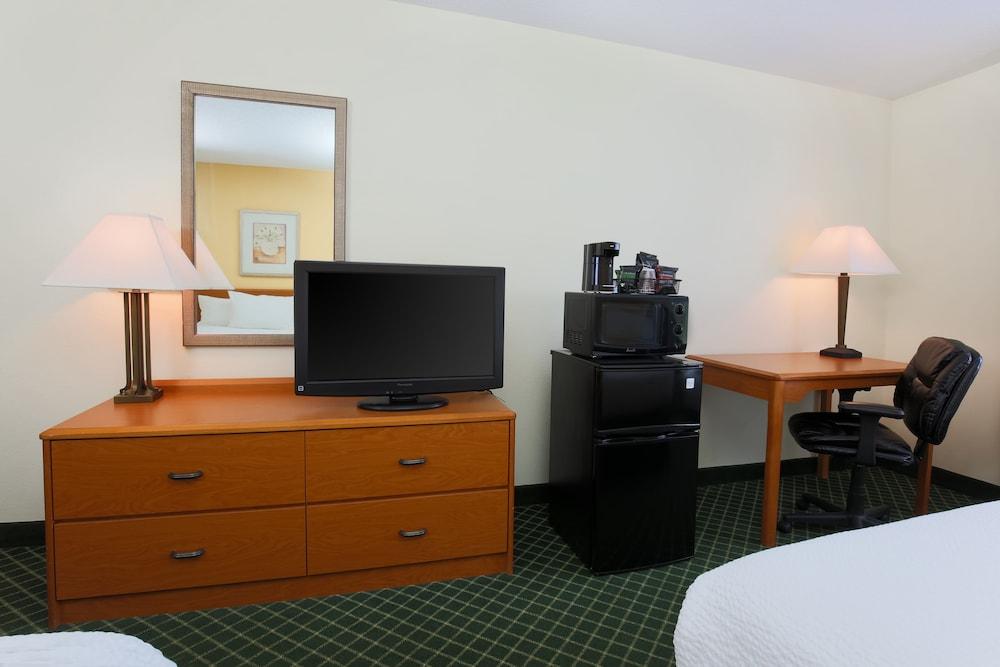 Comfort Inn & Suites Zanesville City Center photo 3