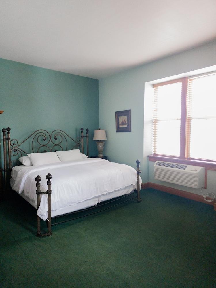 Nuks Executive Suites photo 29