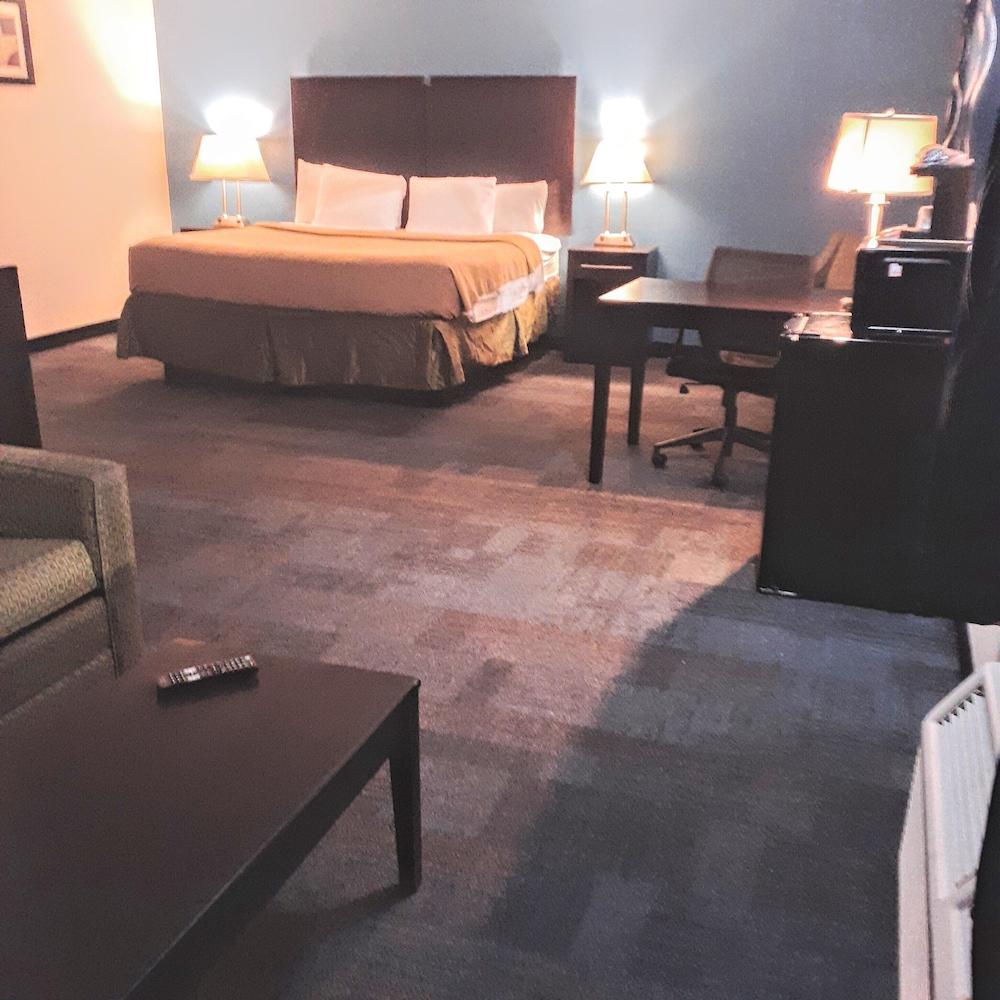 Americas Best Value Inn & Suites Phenix City photo 10