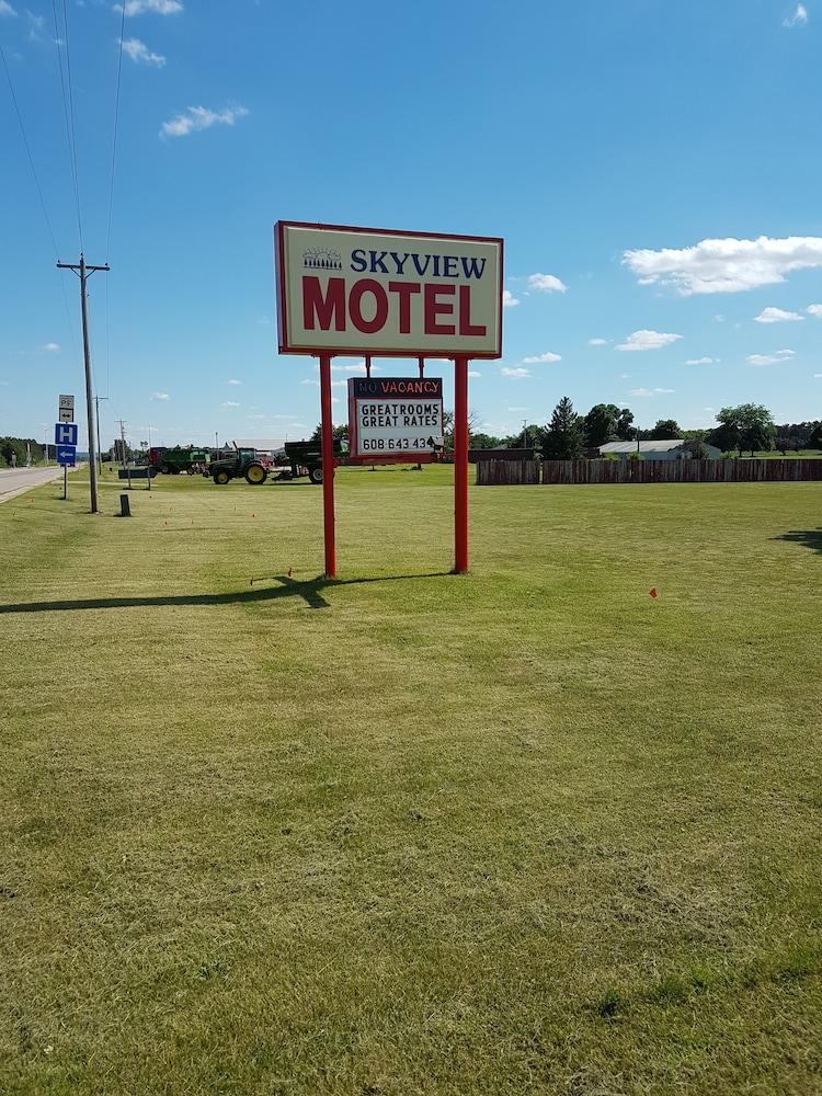 Skyview Motel photo 1