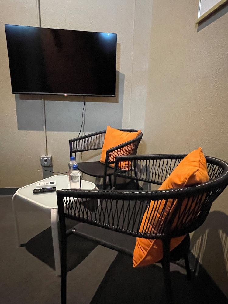 Boxstel - Moderns Stay Hotel photo 6