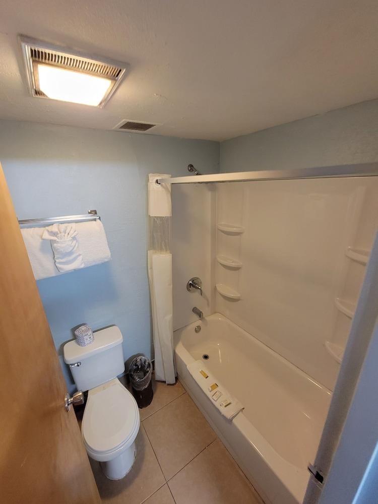 Travelodge by Wyndham Clovis photo 4