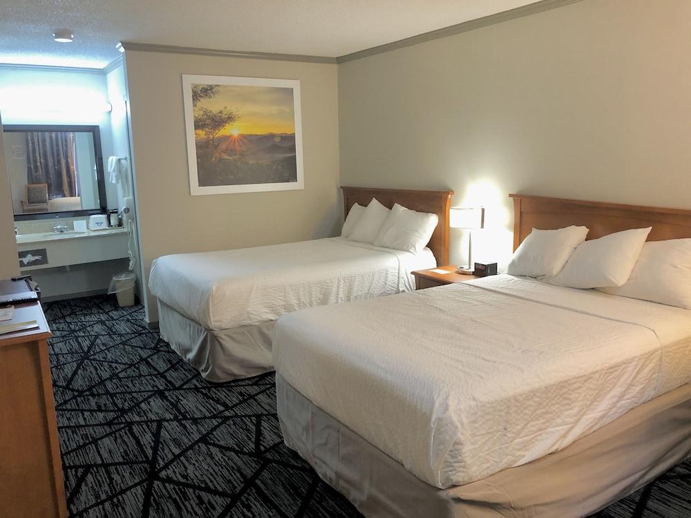 Days Inn by Wyndham Manning photo 9