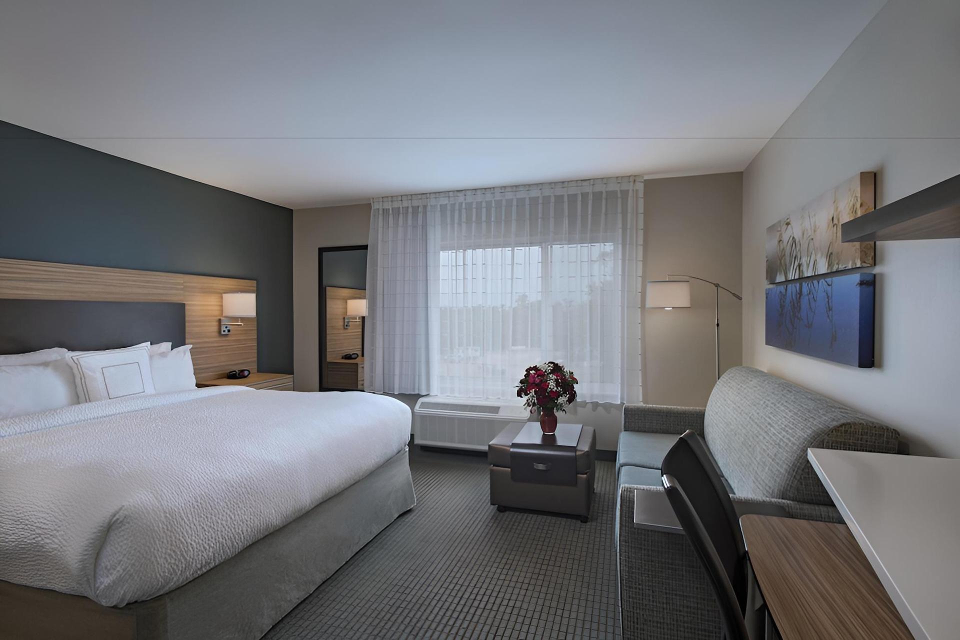 Towneplace Suites by Marriott Lake Charles photo 14