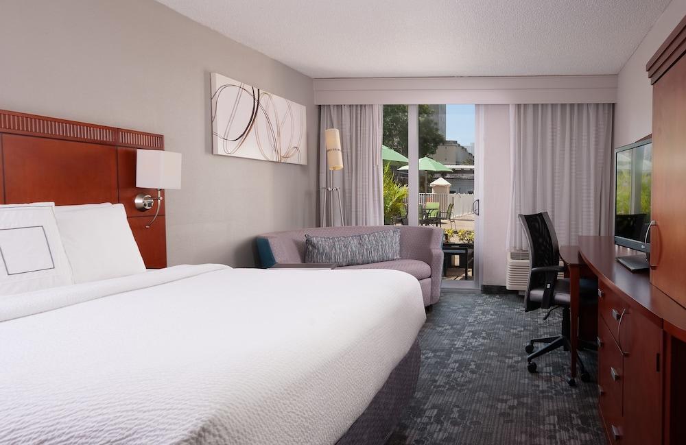 Courtyard Miami in Coral Gables by Marriott photo 22