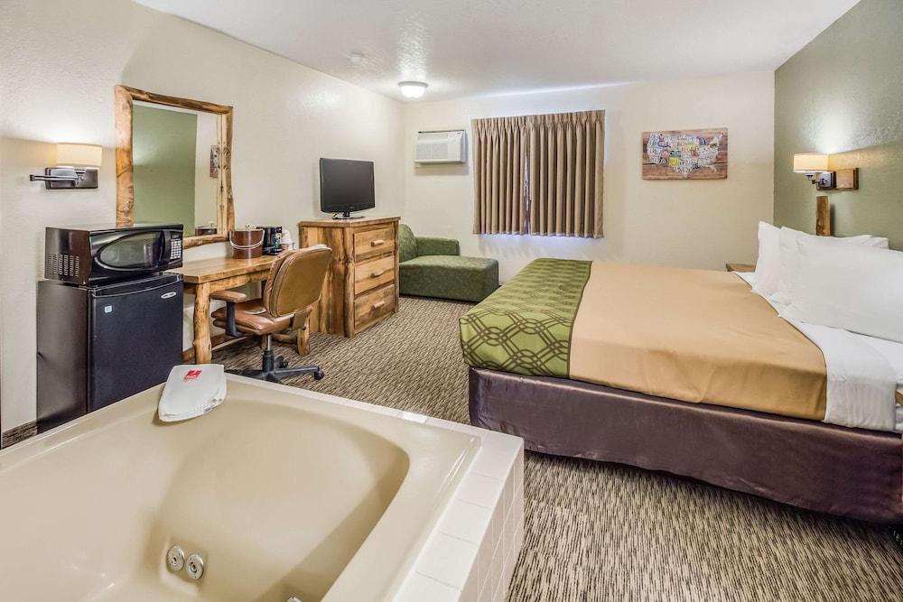 Econo Lodge Custer - Crazy Horse Area photo 13