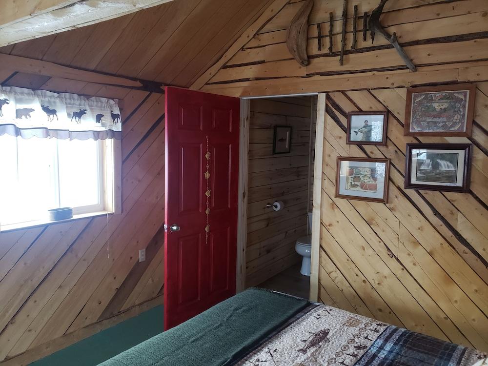 Wrangell Mountain Lodge photo 4