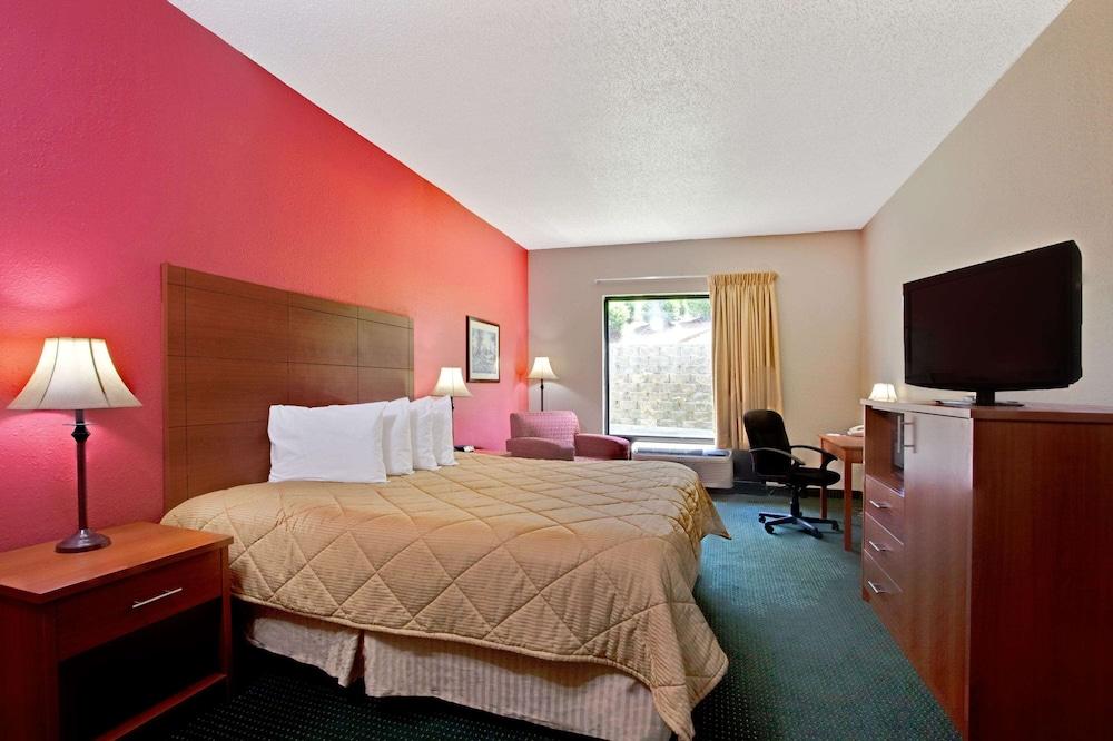 Ramada by Wyndham Pearl/Jackson Airport photo 5
