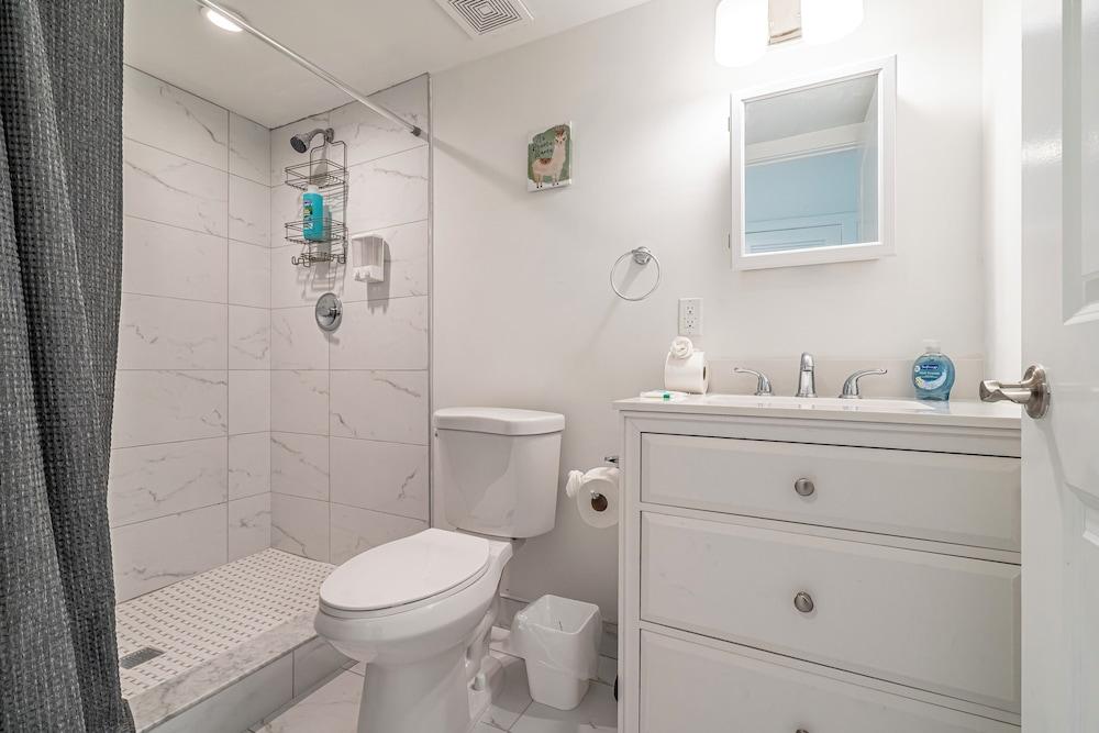 BeachSide 9th Residences photo 57