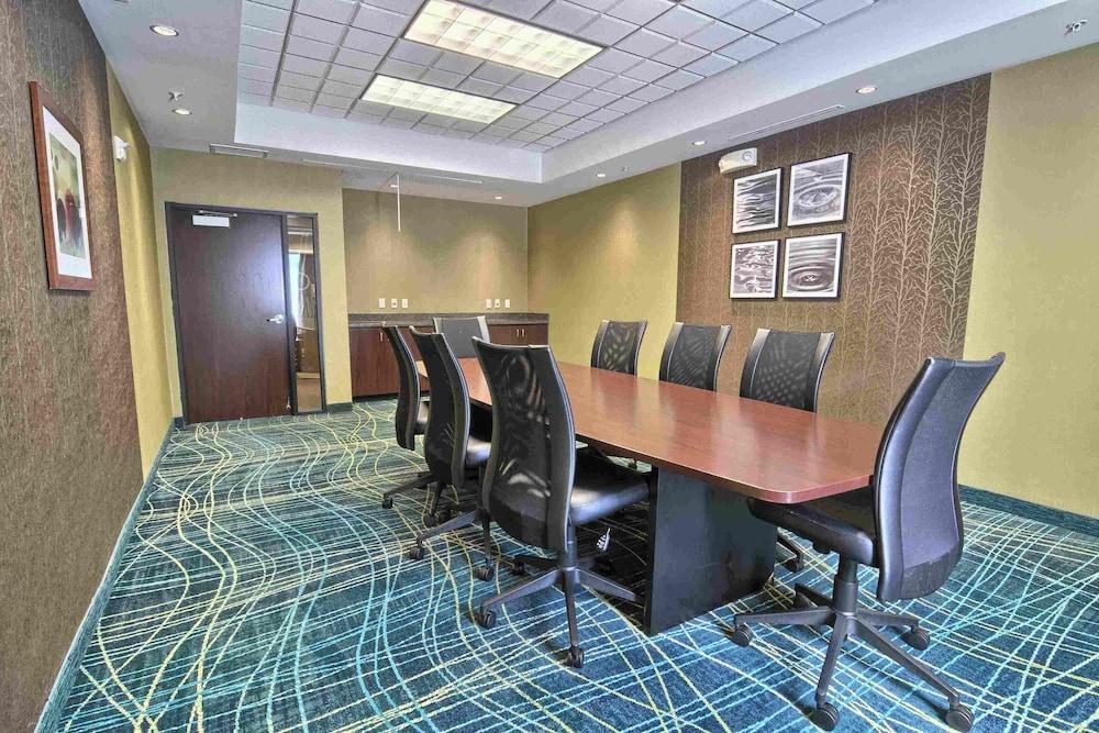 SpringHill Suites Detroit Southfield photo 23
