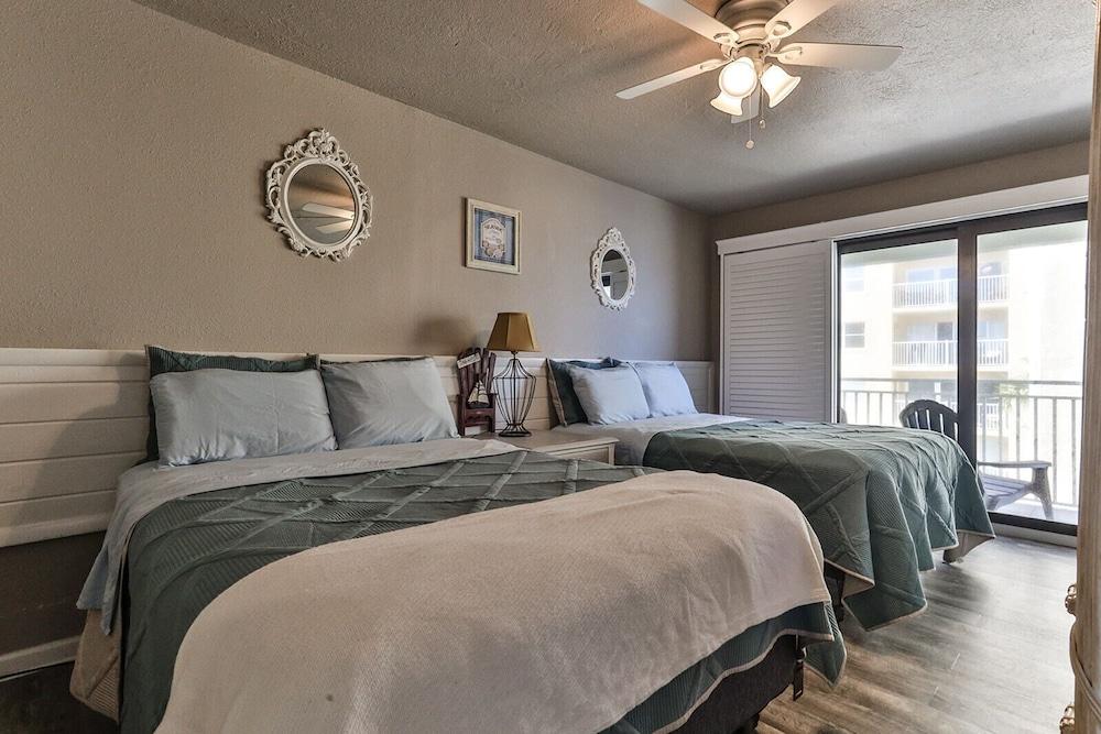 Coastal Waters Inn photo 37