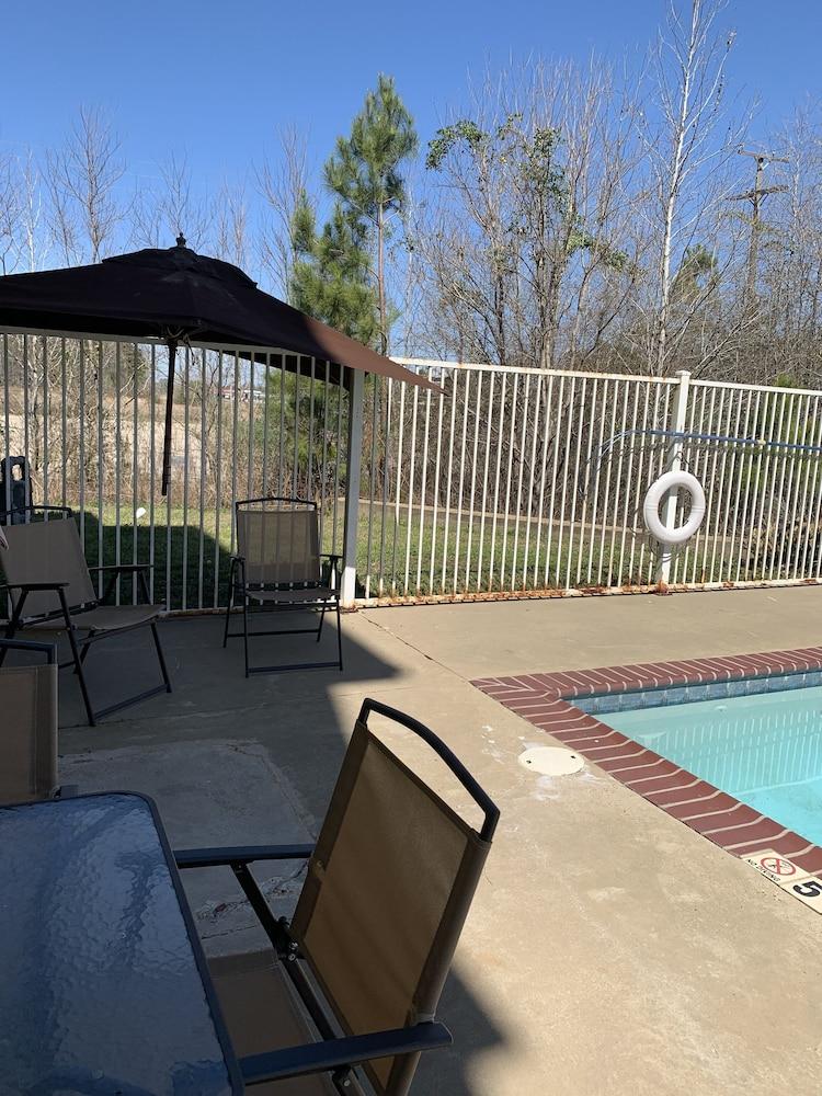 Rodeway Inn & Suites Winnfield photo 29