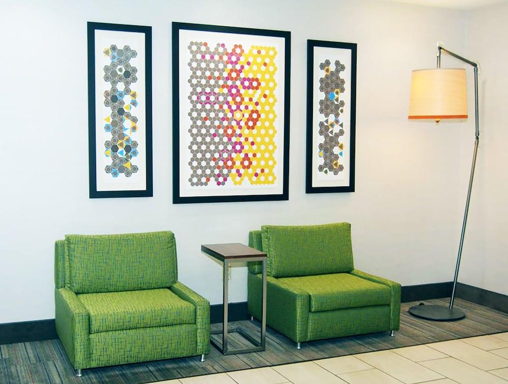 Holiday Inn Express Hotel & Suites San Angelo by IHG photo 42