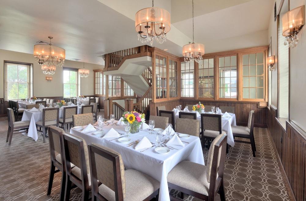 Lambertville Station Restaurant and Inn photo 18