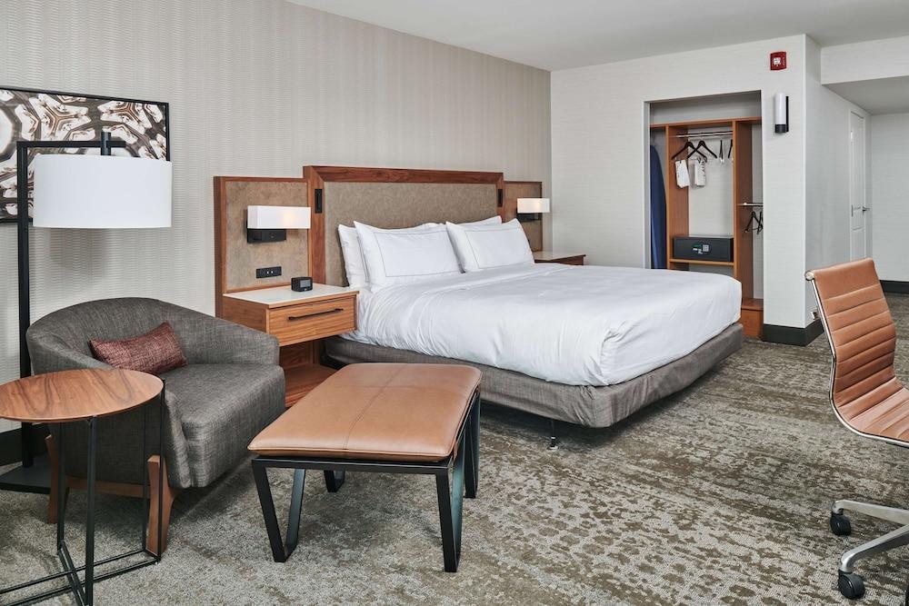 DoubleTree by Hilton Fullerton photo 27