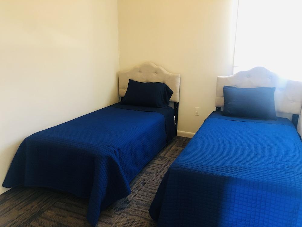 Thunderbird Motel photo 6