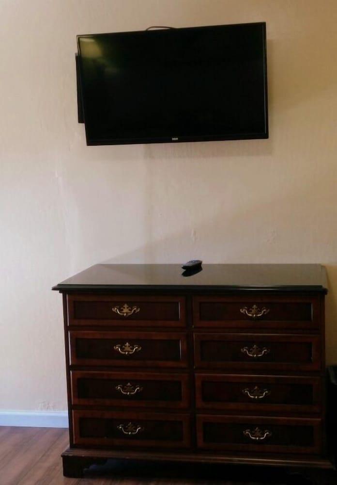 Budget Inn Vallejo/Napa Valley photo 36