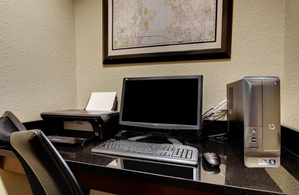 Holiday Inn Express Hotel & Suites Jacksonville South I-295 by IHG photo 48