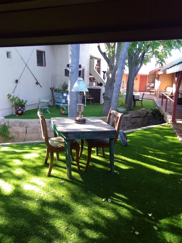 Shep's Miners Inn photo 2