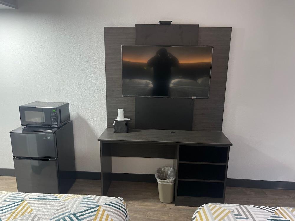 Motel 6 Wichita, KS photo 10