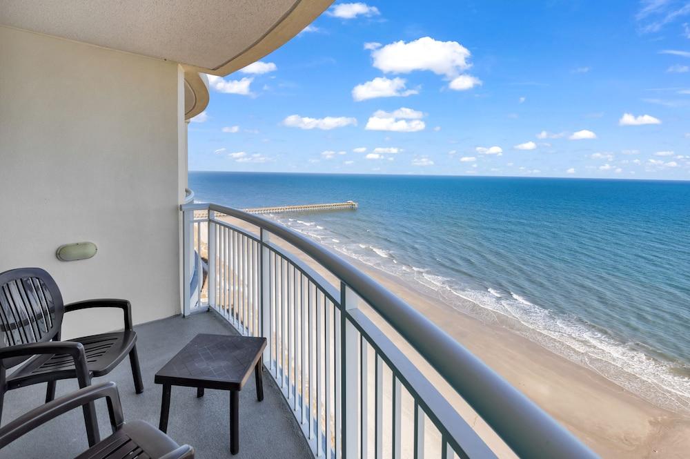 Sandy Beach Oceanfront Resort photo 76