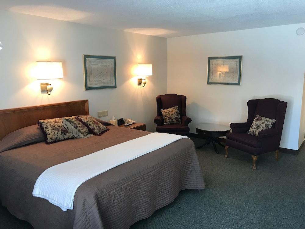 T-Bird Motor Inn photo 17