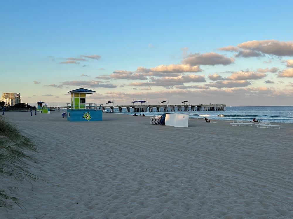 Bahama Beach Club Pompano photo 95