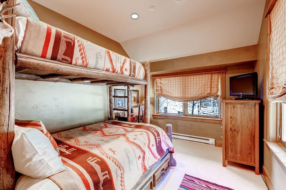 Arrowhead Village, A Vail Resorts Property photo 54