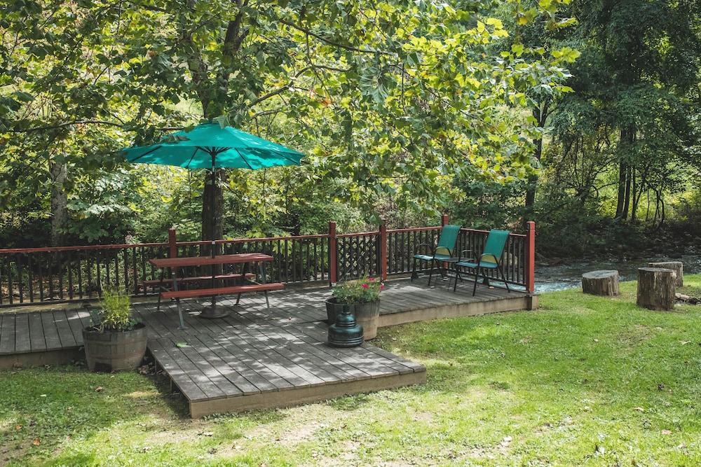 Smoky View Cottages & RV Resorts photo 48