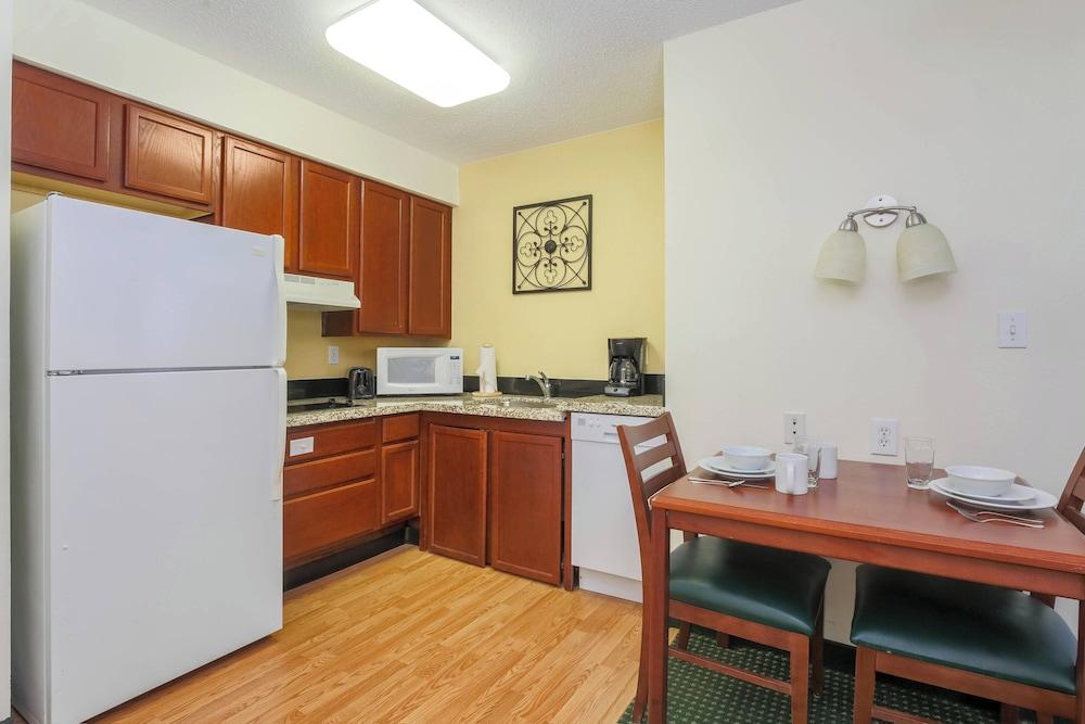 Residence Inn by Marriott Oklahoma City South photo 14