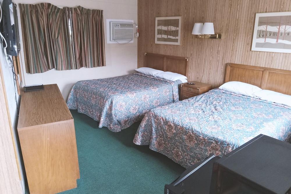 Blue Way Inn And Suites Winfield photo 10