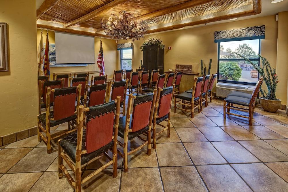 Hampton Inn Kayenta photo 11