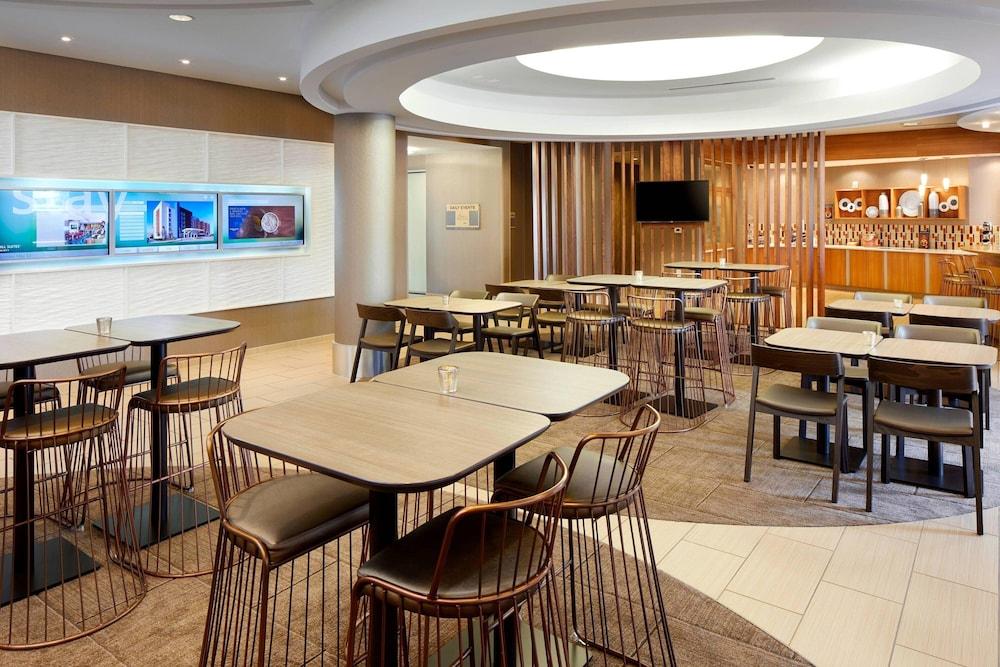 SpringHill Suites by Marriott Houston NASA/Webster photo 16