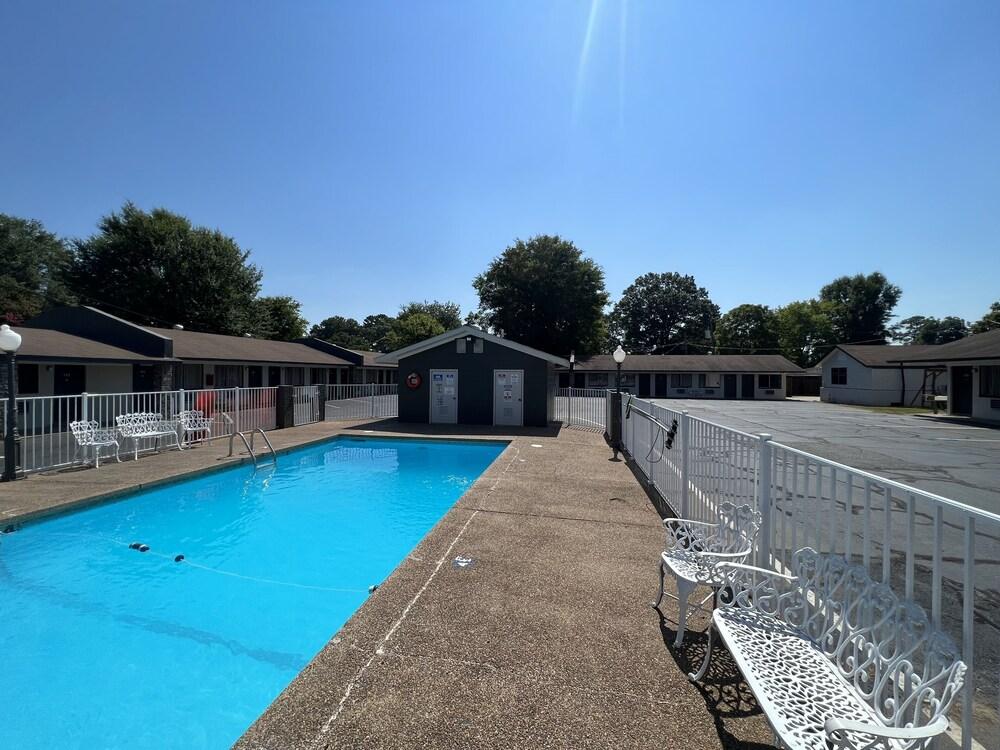 Yellow Diamond Inn photo 15