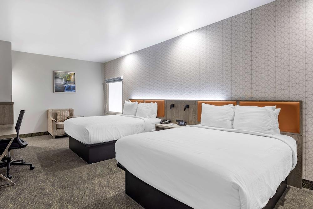 Best Western Plus Apple Valley Lodge Pigeon Forge photo 37