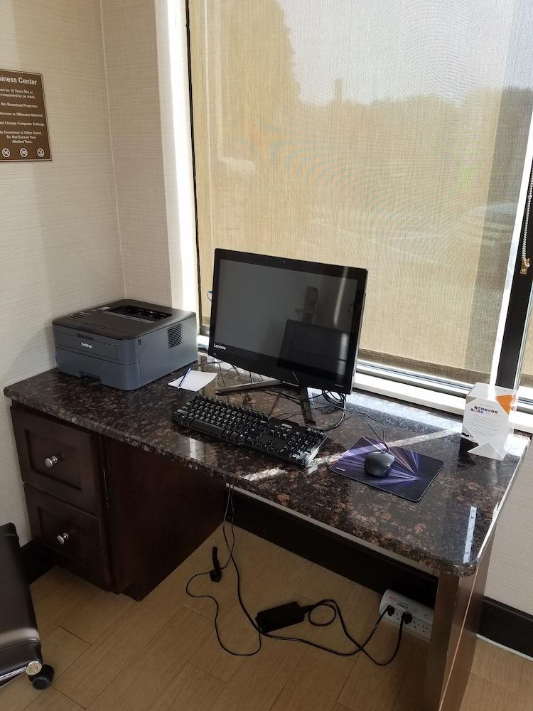 Comfort Inn North of Asheville photo 33