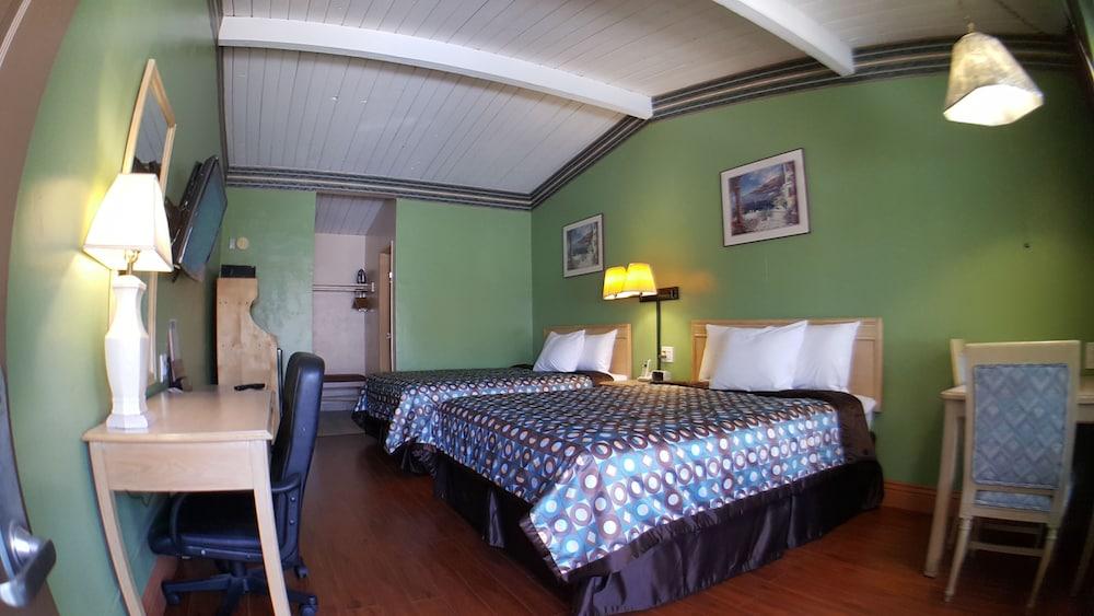 Stardust Inn photo 32