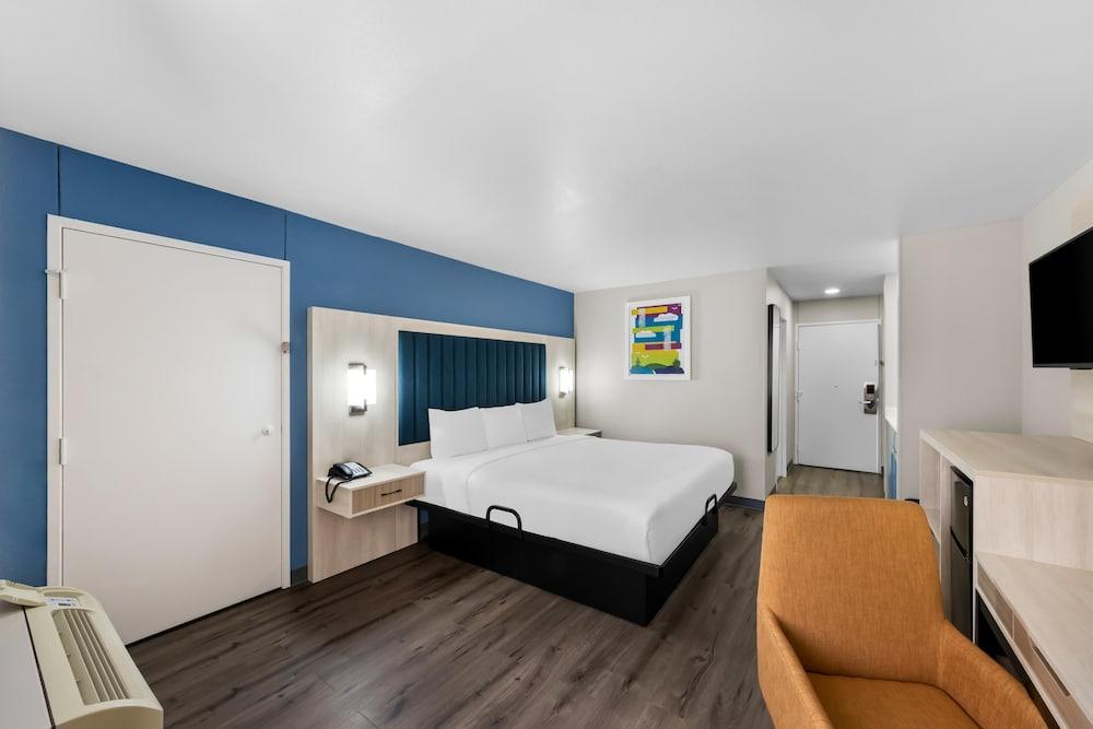 Park Inn by Radisson photo 40