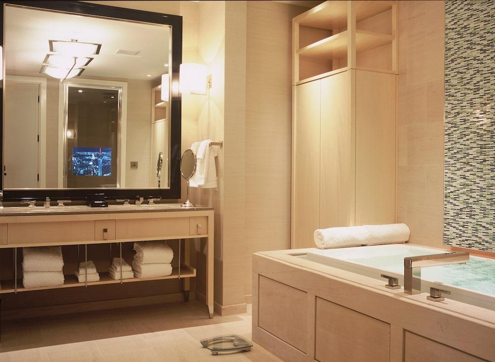 The SKYLOFTS at MGM Grand photo 46