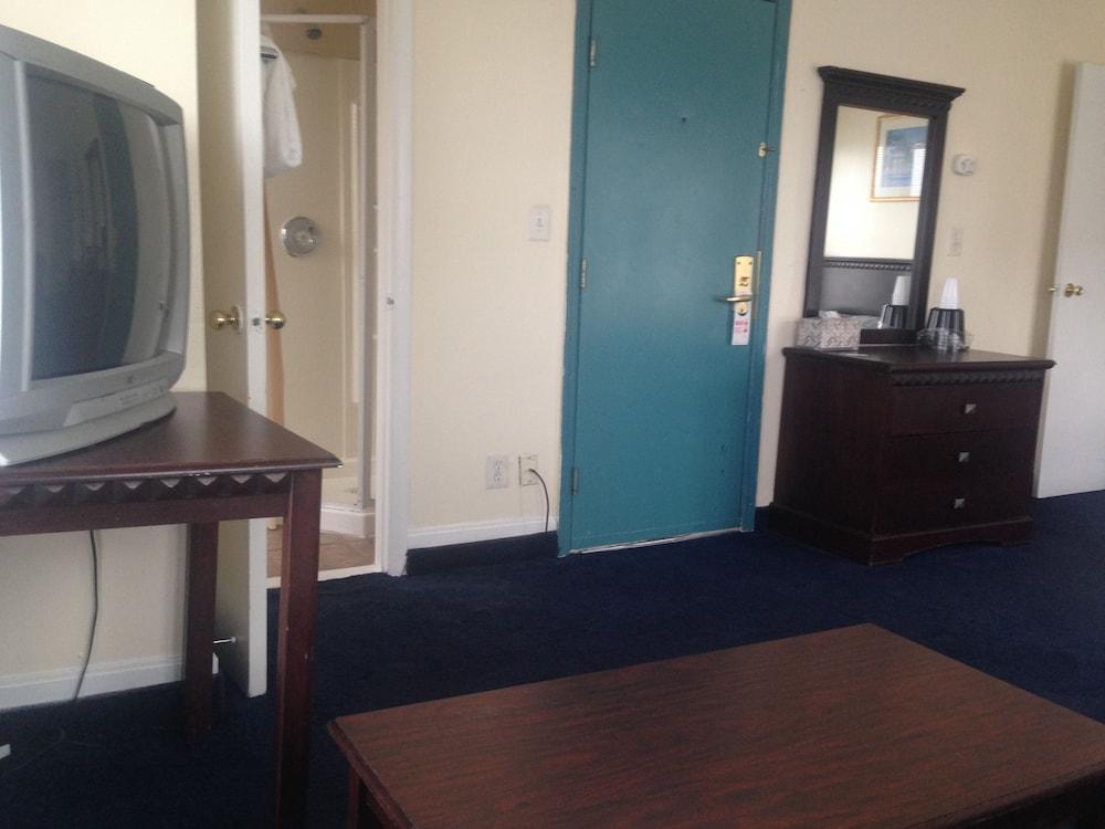 Belmar Inn photo 4