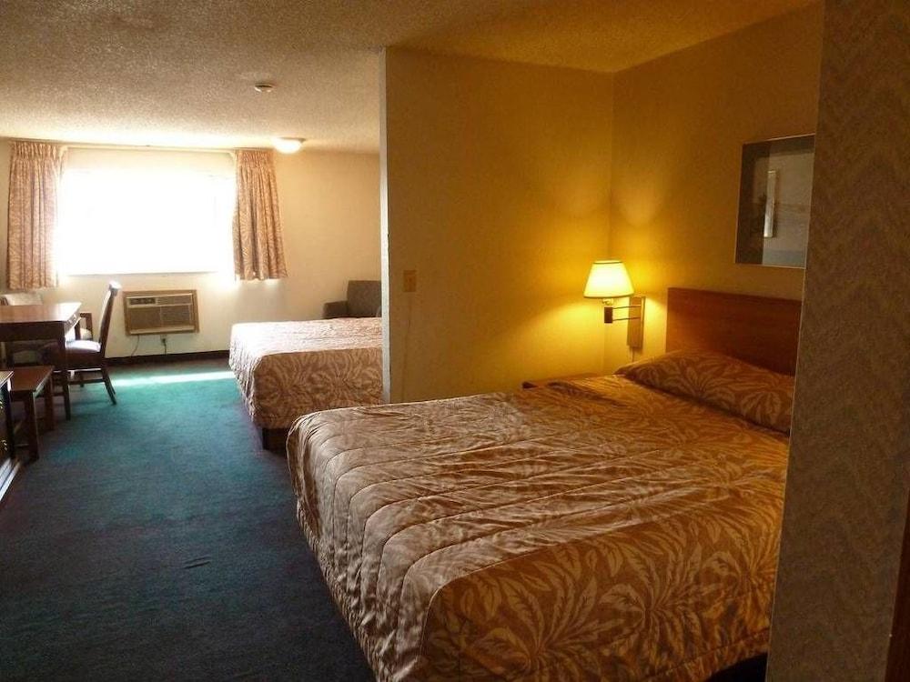 Sunshine Motel II photo 11