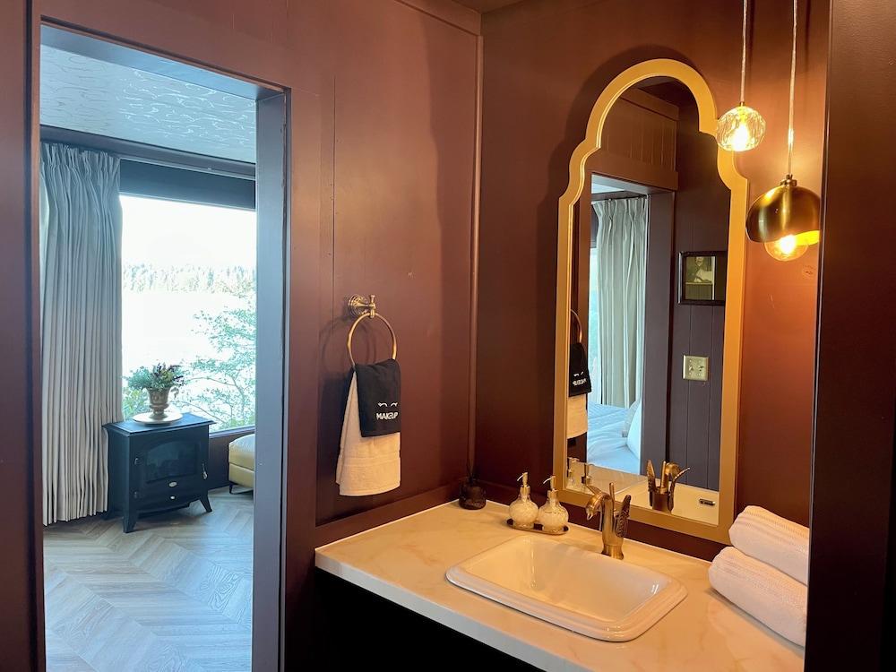 The Florentine Waterfront Hotel photo 26