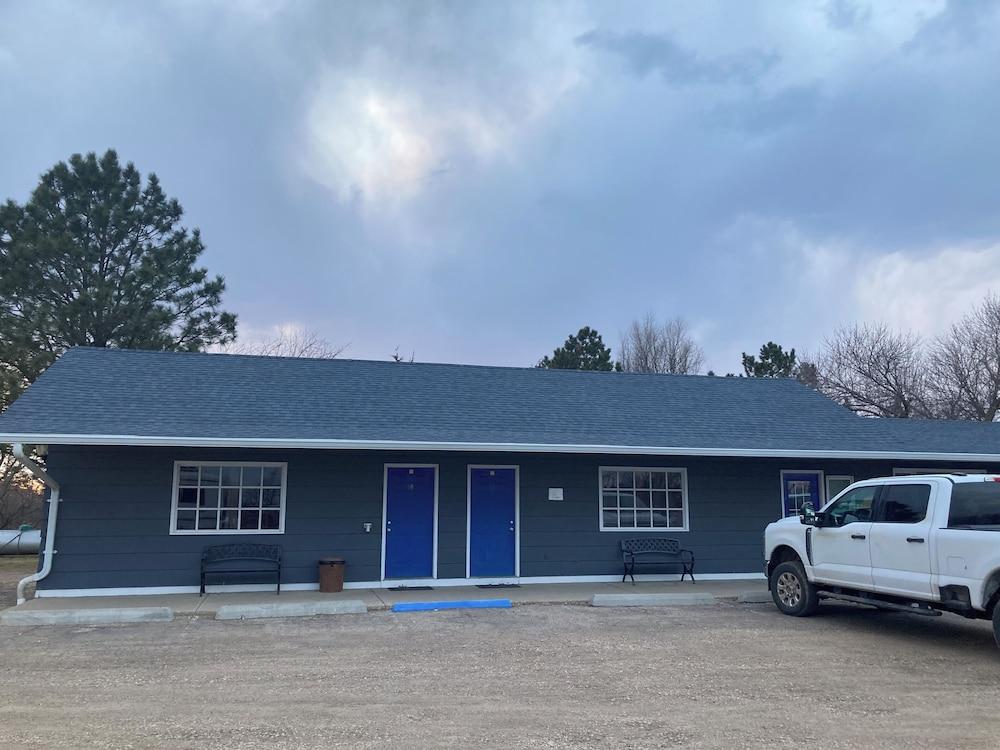 Dew Drop Inn Motel by OYO Miller SD photo 1