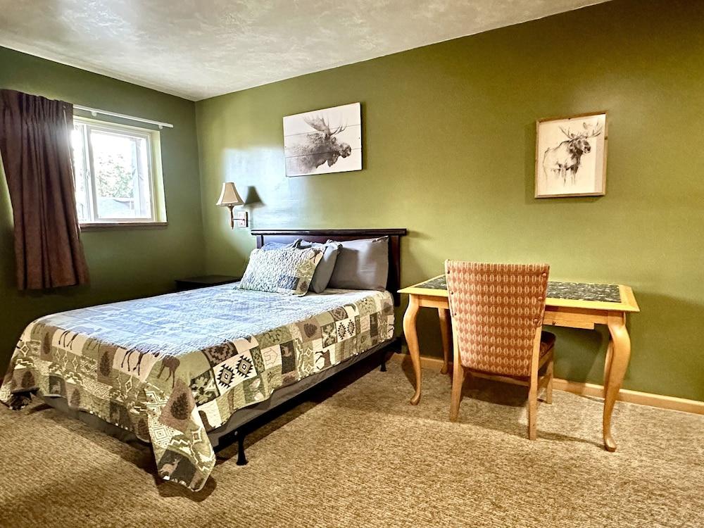 Moosehead Lodge & Cabins photo 17