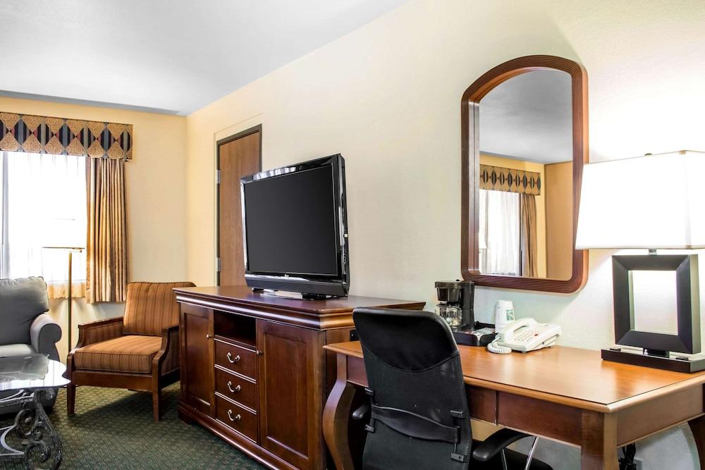Quality Inn Wickenburg photo 13