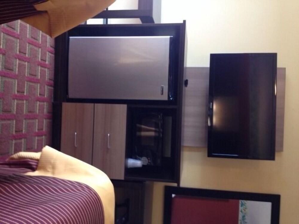 Budget Inn photo 22