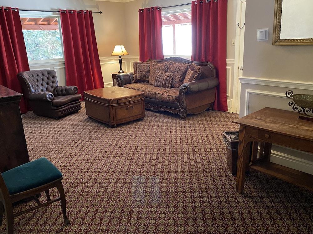 The Historic Redstone Inn photo 44