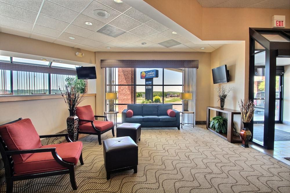 Comfort Inn & Suites Madison - Airport photo 61