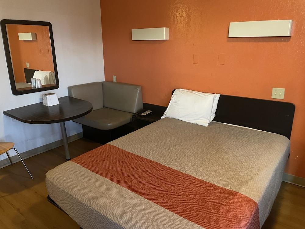 Rest Inn photo 2