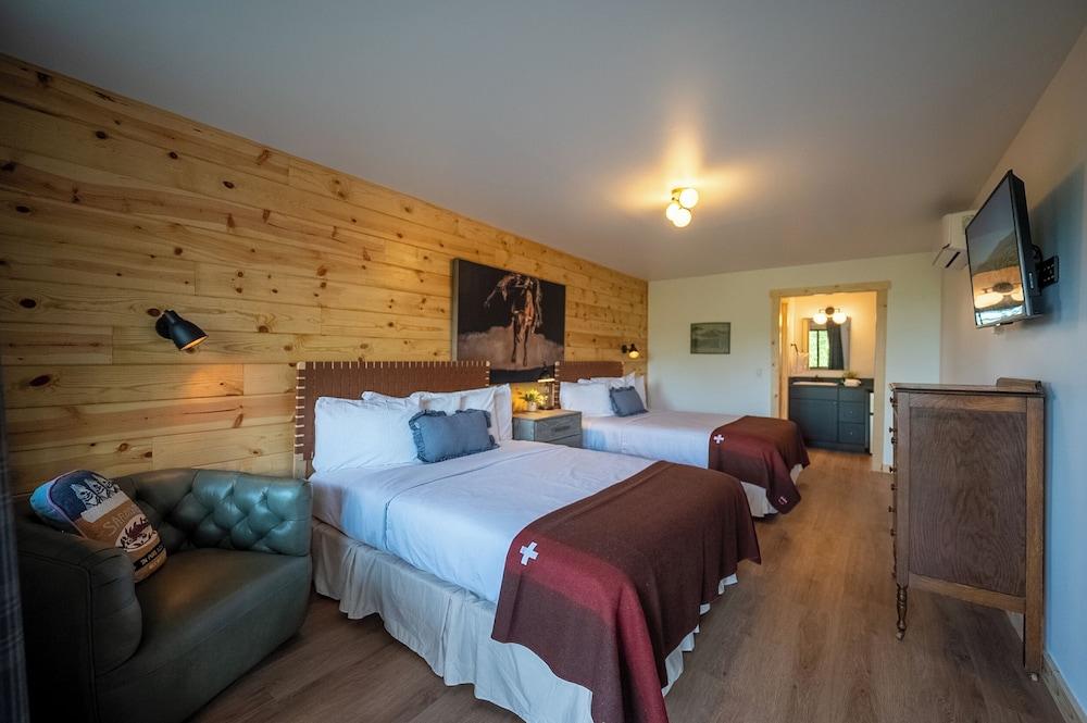 The Woodsman Lodge photo 5